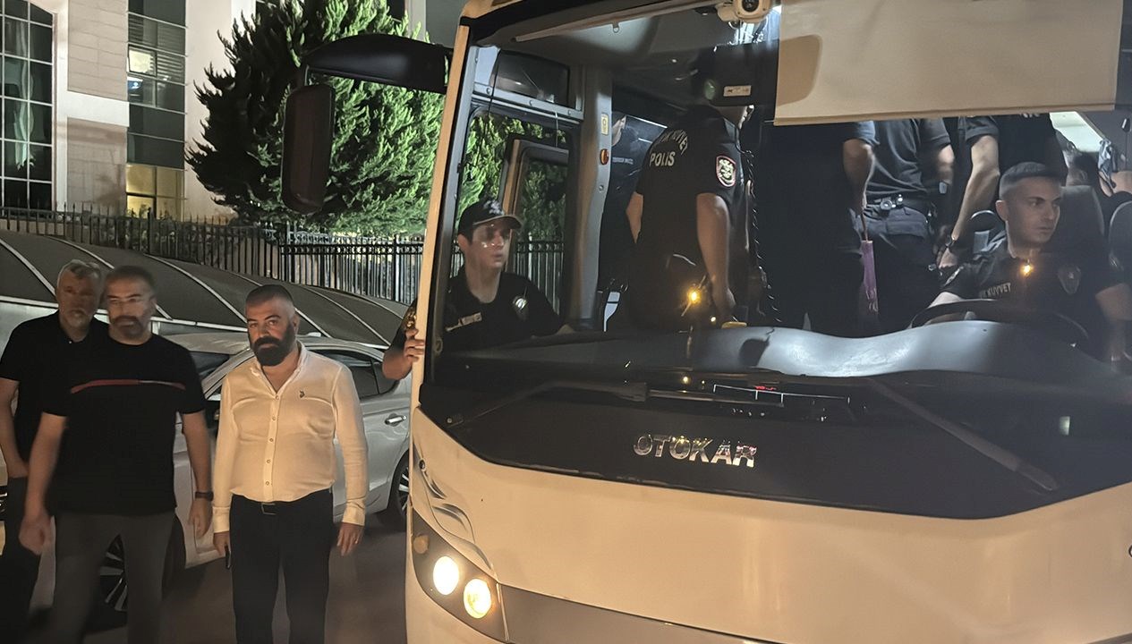 antalya buyuksehire rusvet operasyonu 5 kisi tutuklandi Ugp3PaAQ