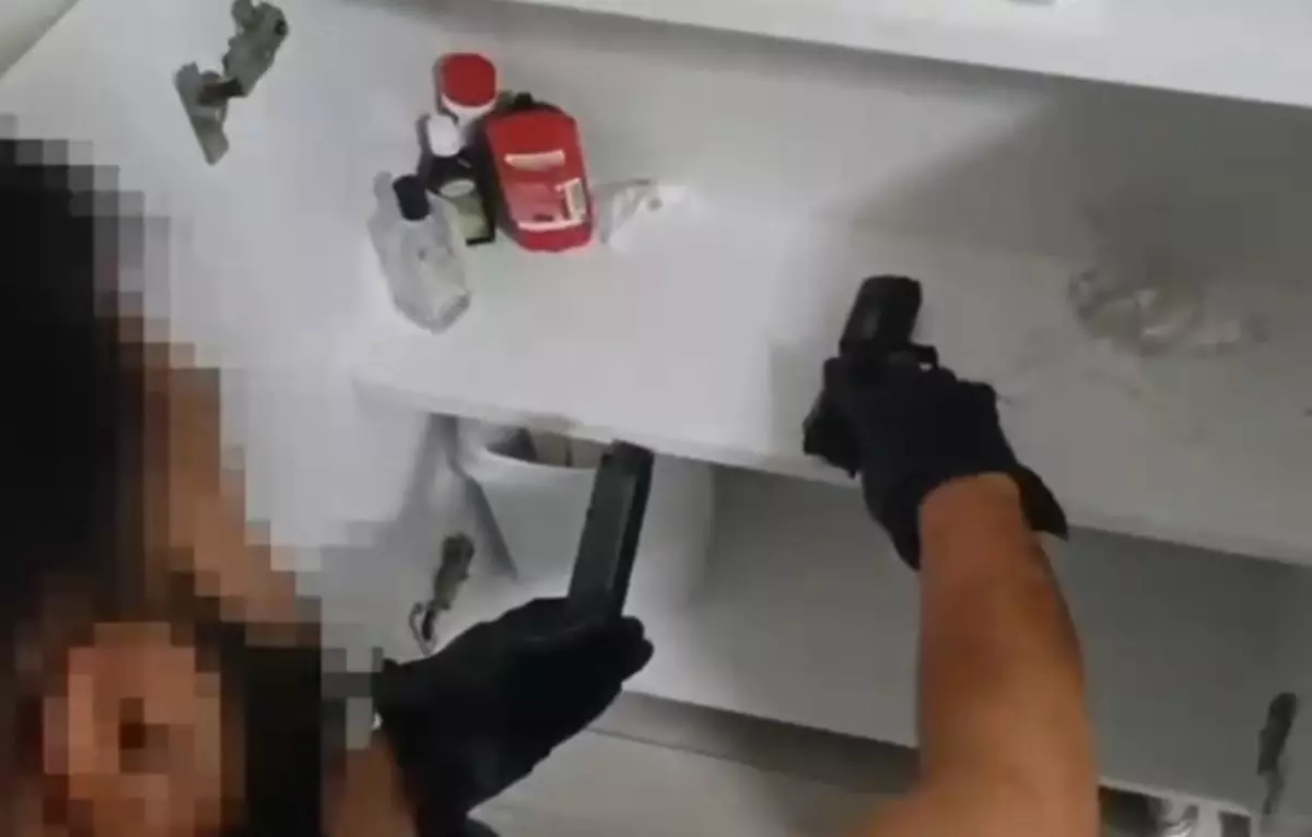 izmirde safak operasyonu 173 suclu yakalandi gKiYYcRR.jpg