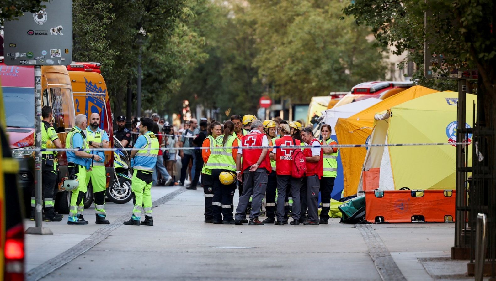 madridde bina coktu 2 kisi oldu 10 kisi yaralandi 4PUqtl6p