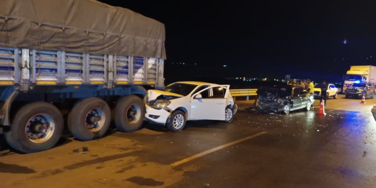 sinir kapisi yakininda zincirleme kaza 2 yarali nPWWk6K5.jpg