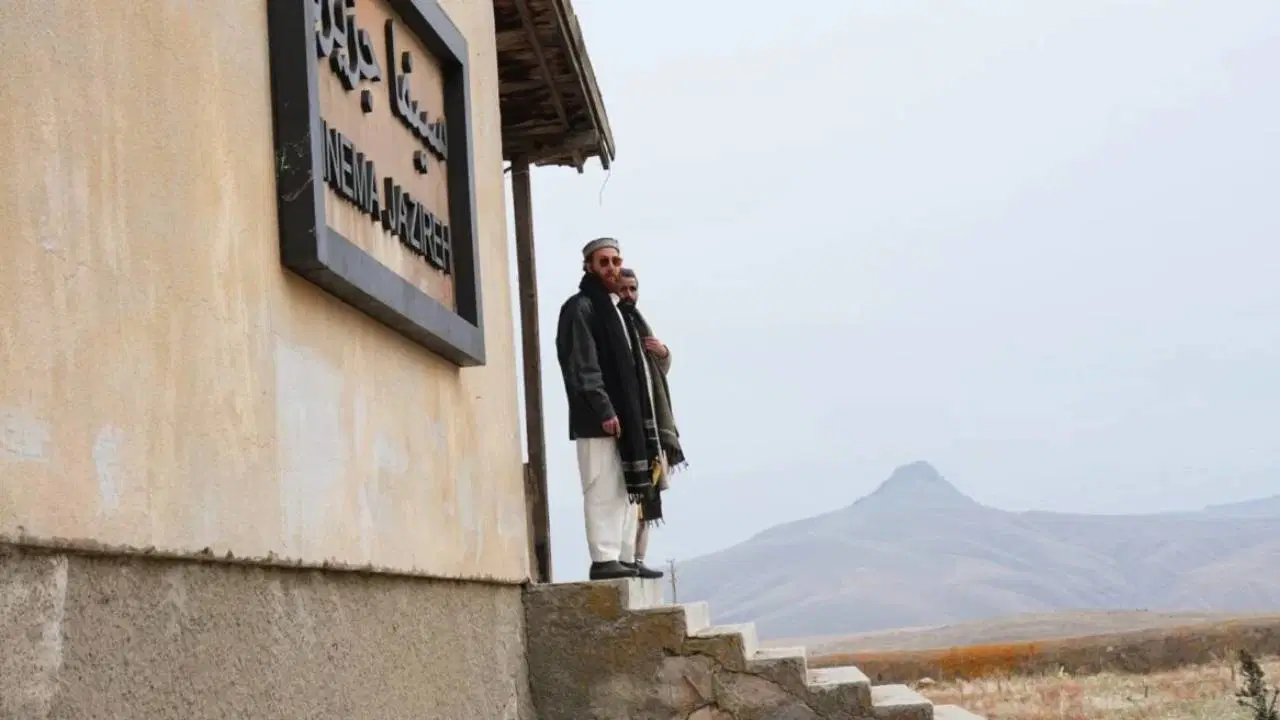 gozde kuralin yonetmenligini yaptigi film valenciadan odulle dondu cinema jazireh her yerde MktSzhD4.jpg