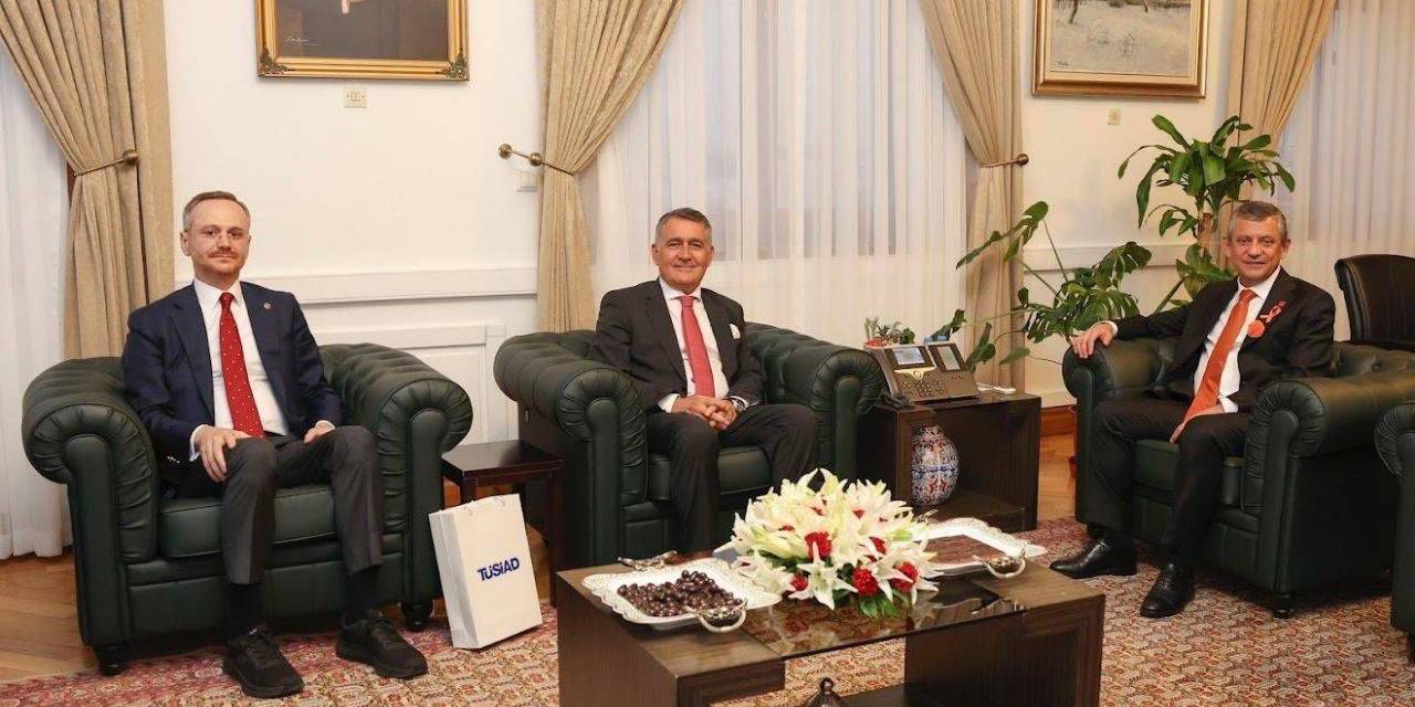 tusiaddan ozgur ozel ve akpli alaya ziyaret AH5vzzyU.jpg