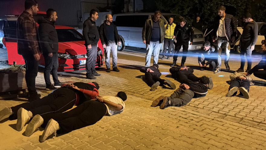 Polis ‘çatışma’ ihbarıyla alarma geçti, karşısında ilginç bir manzara buldu