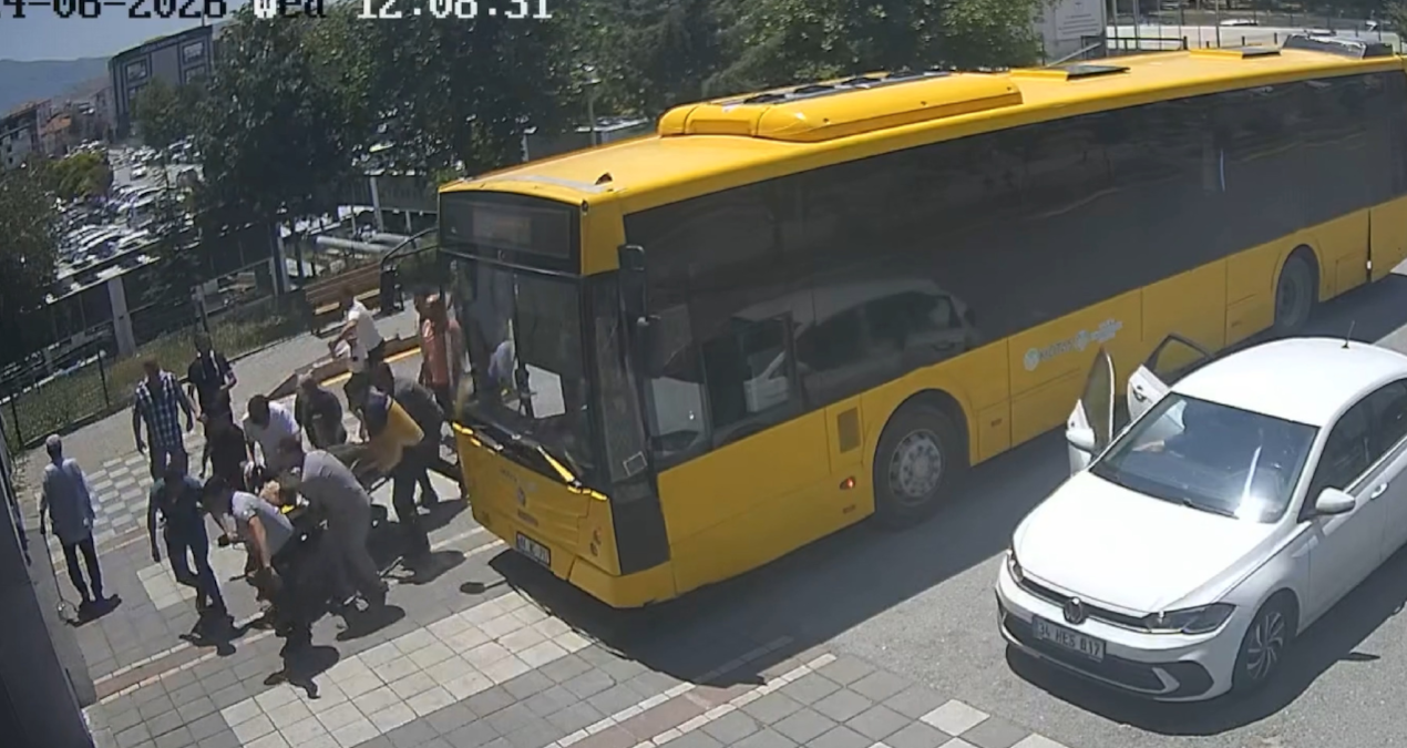 Otobüste kalbi duran yolcuyu, şoför hastaneye yetiştirdi